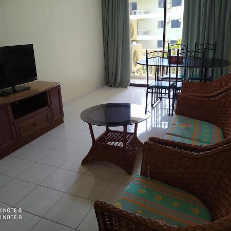 Pangkor Fun Fun Fun Apartment Pekan Pangkor Esterno foto